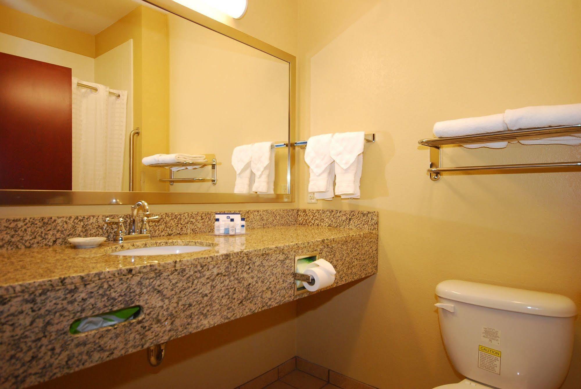 Paradise Inn & Suites Towanda Kültér fotó